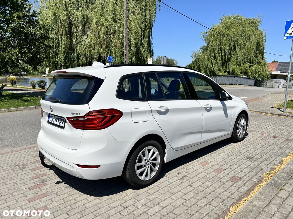 BMW Seria 2 218i GT - 4