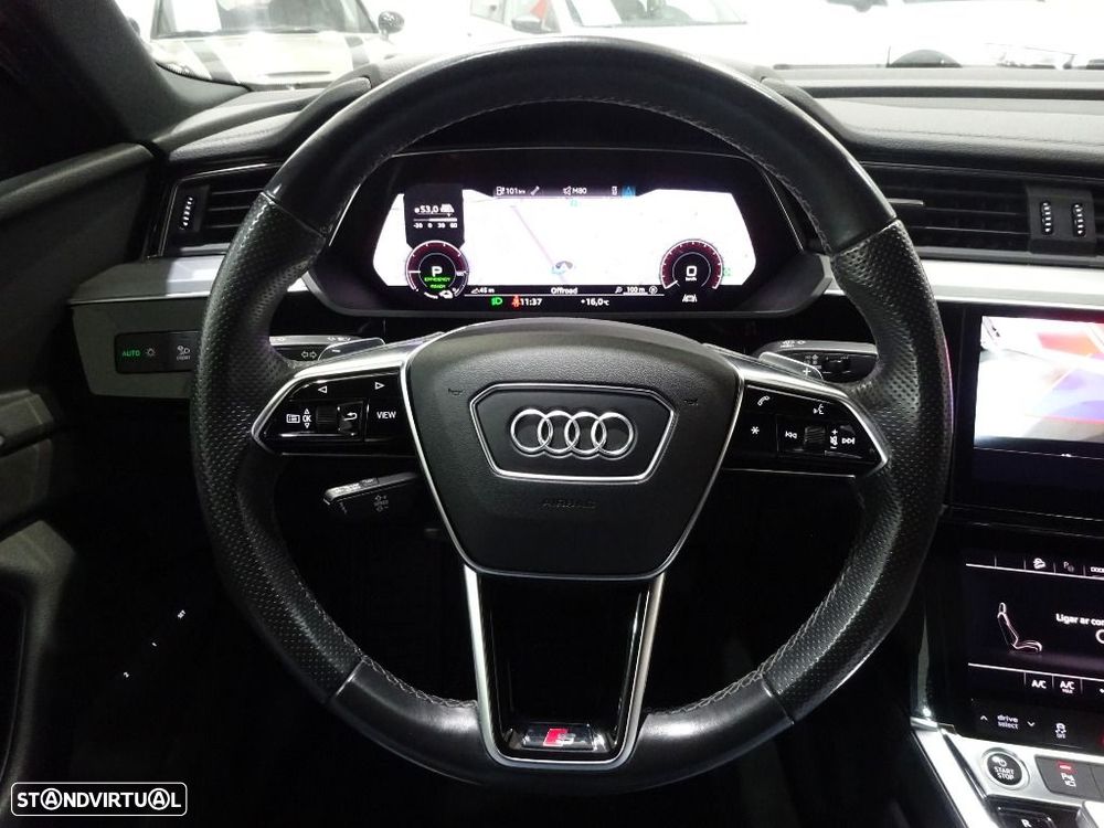 Audi e-tron Sportback 55 quattro S line - 13