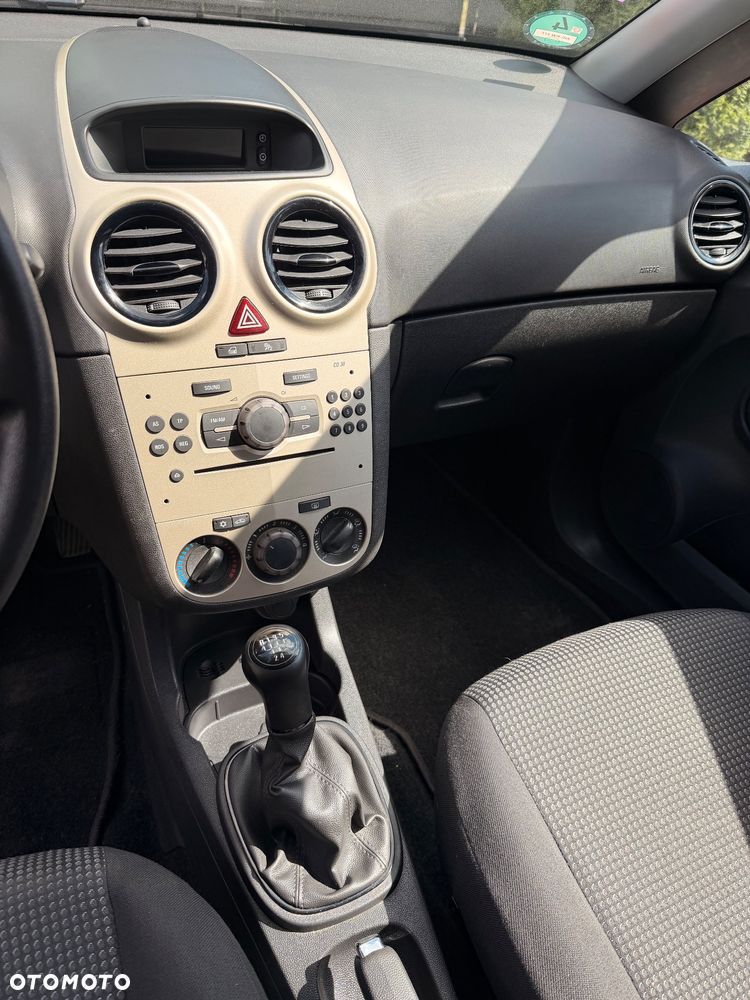 Opel Corsa 1.2 16V Selection 110 Jahre - 23