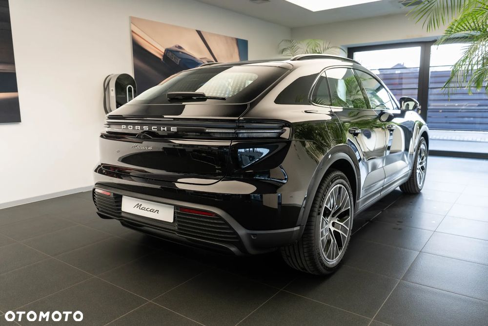 Porsche Macan - 3