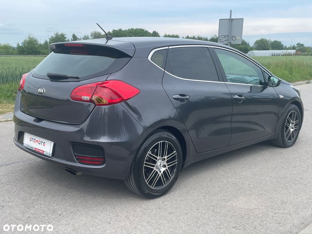 Kia Ceed 1.4 CVVT Vision - 26