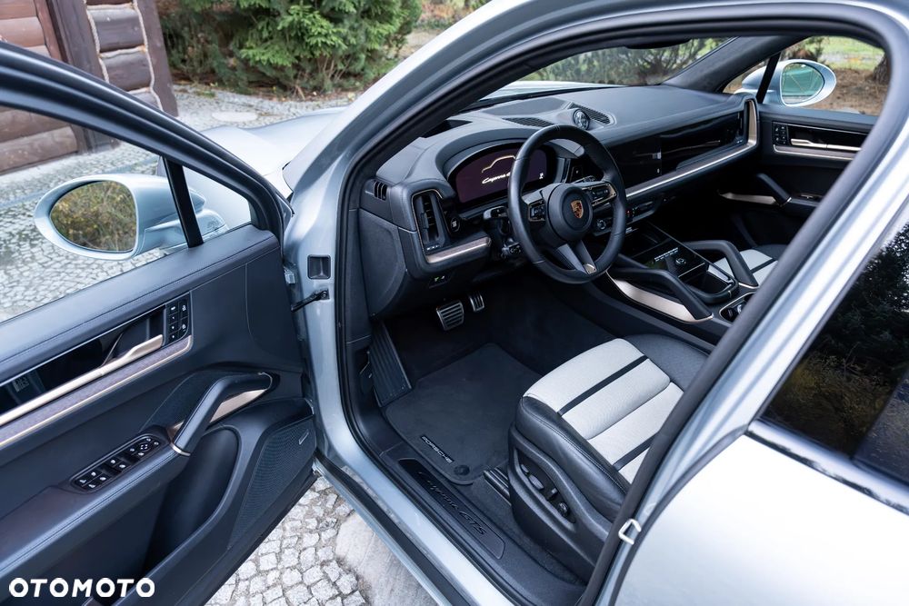 Porsche Cayenne GTS Tiptronic S - 20