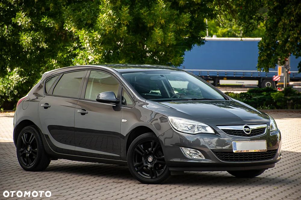 Opel Astra 1.4 Turbo Innovation - 14