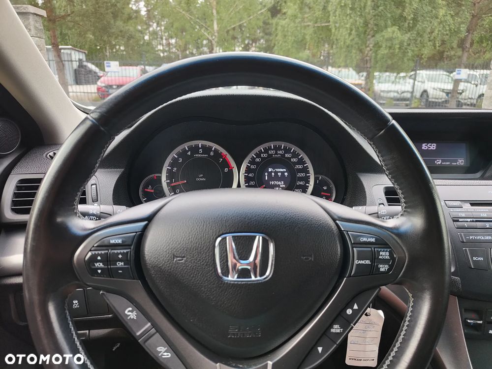 Honda Accord 2.0 Elegance - 20
