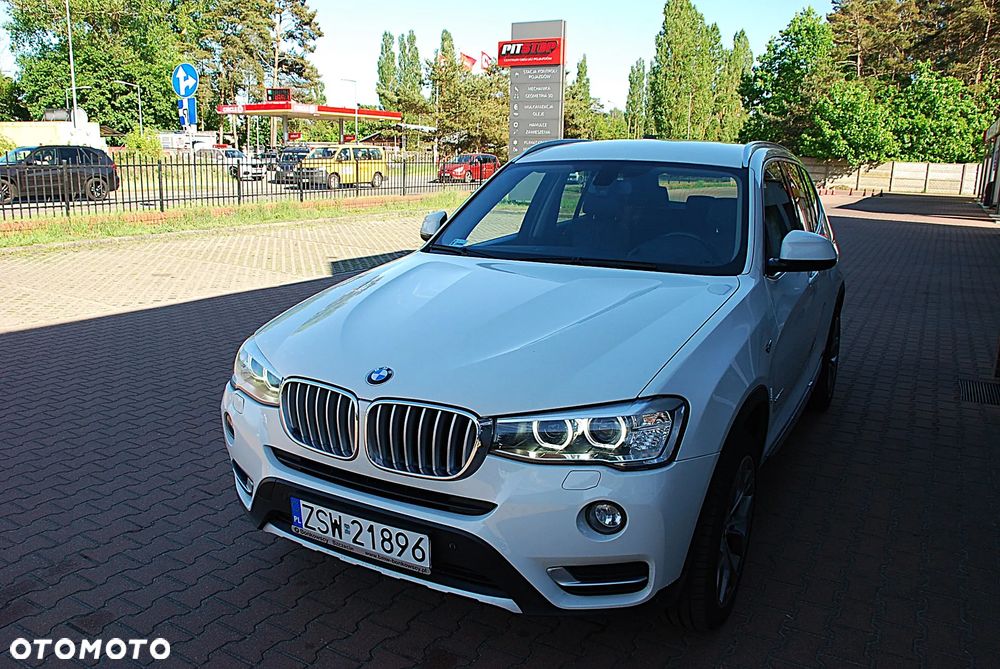 BMW X3 xDrive28i xLine - 3