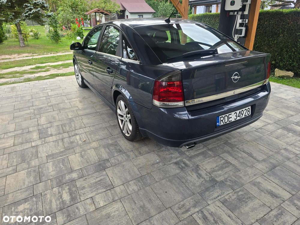 Opel Vectra 1.9 CDTI Cosmo - 3