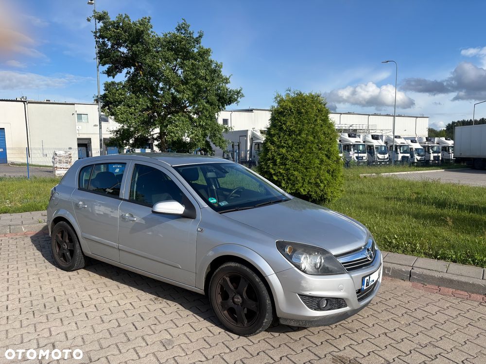 Opel Astra - 1