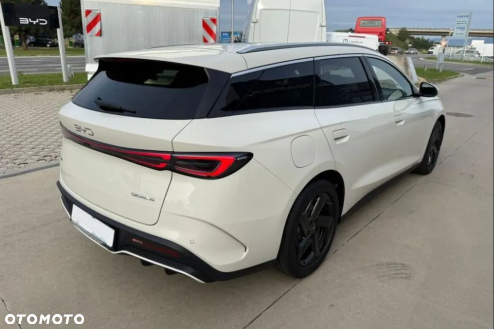 BYD Seal 6 - 7