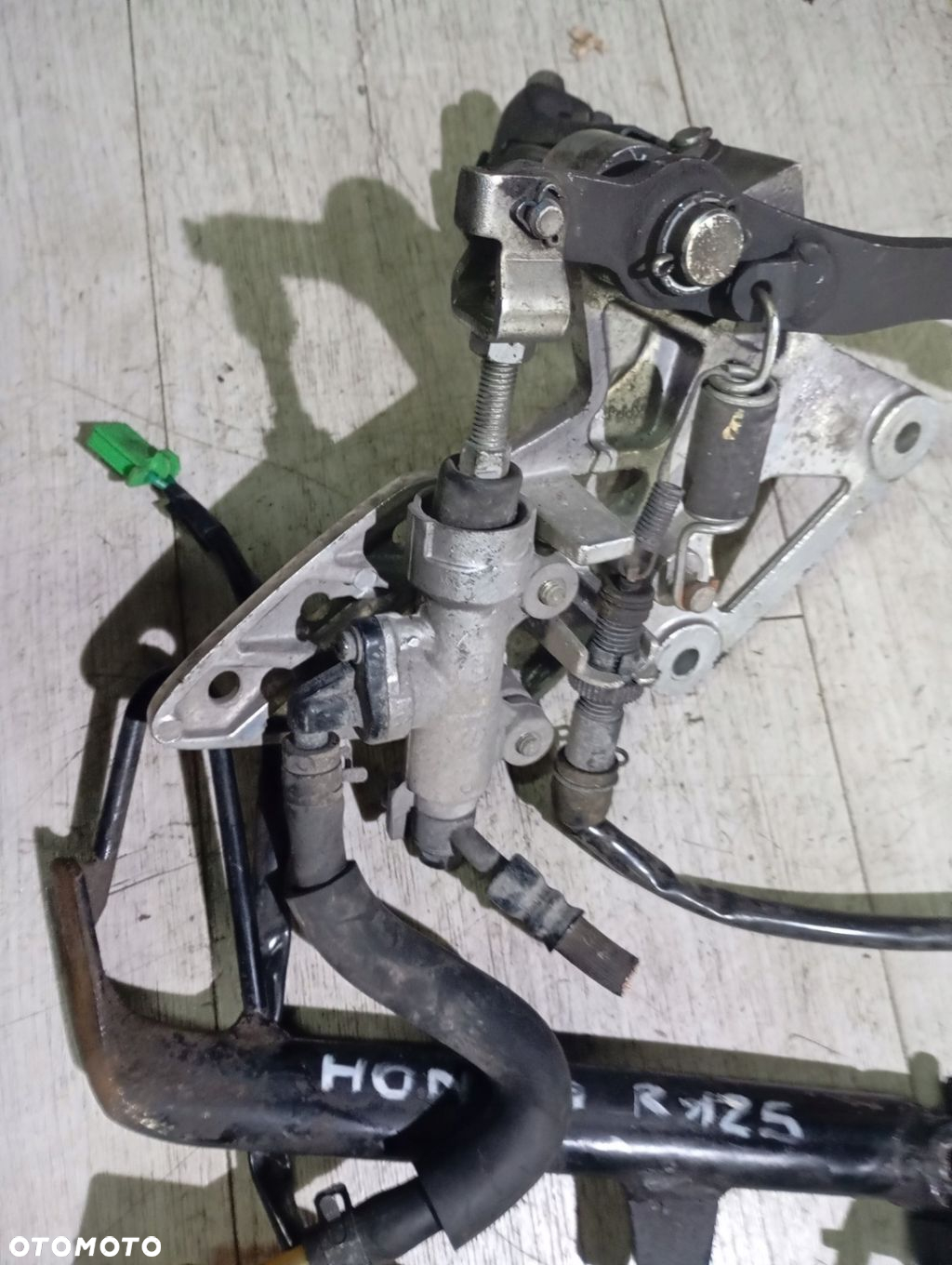 Set podnóżek kierowcy pompa hamulcowa HONDA CBR 125 R - 4