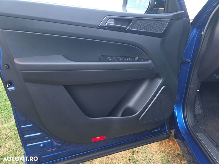 SsangYong Grand Musso - 11