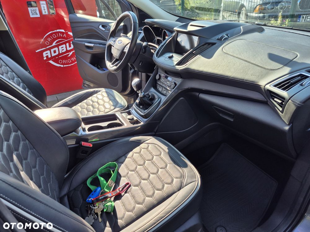 Ford Kuga Vignale 2.0 TDCi AWD - 9