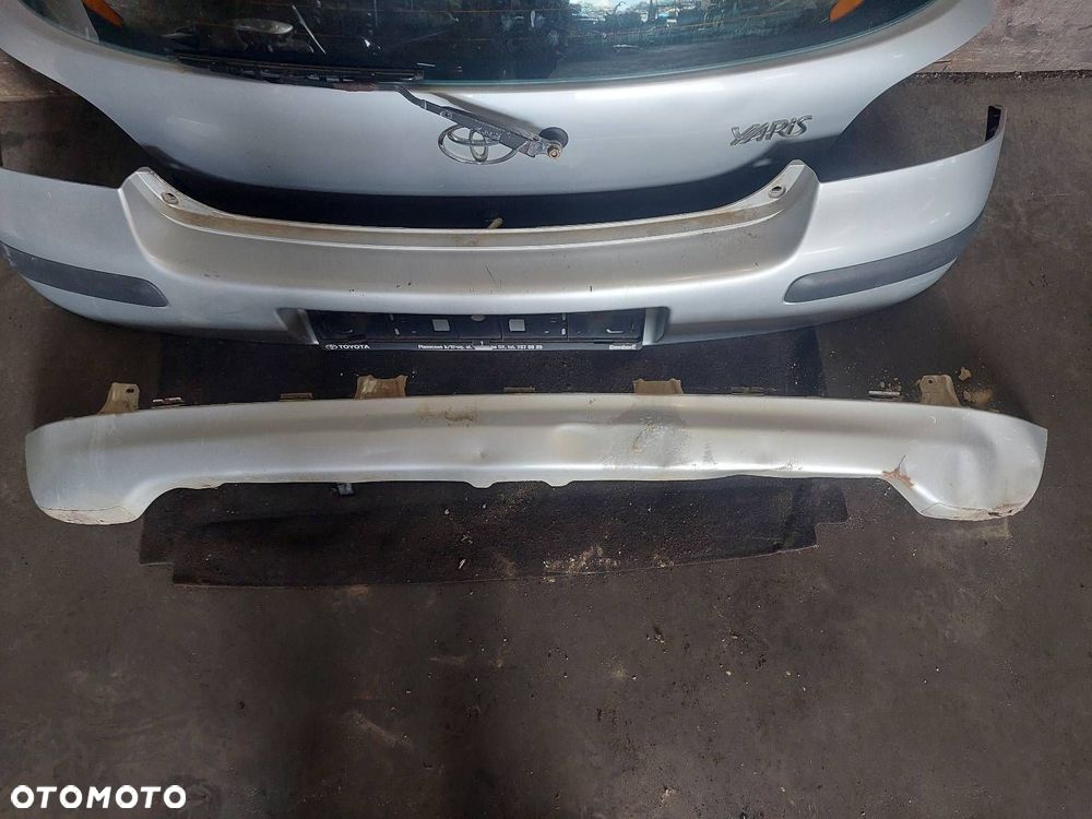 KOMPLETNY TYŁ KLAPA BAGAŻNIKA ZDERZAK TYŁ LAMPY TOYOTA YARIS I LIFT 1E7 - 4