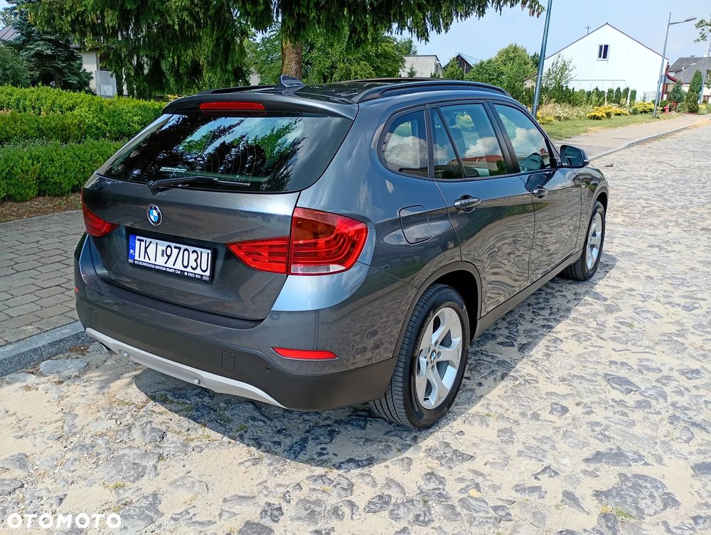 BMW X1 xDrive18d - 14