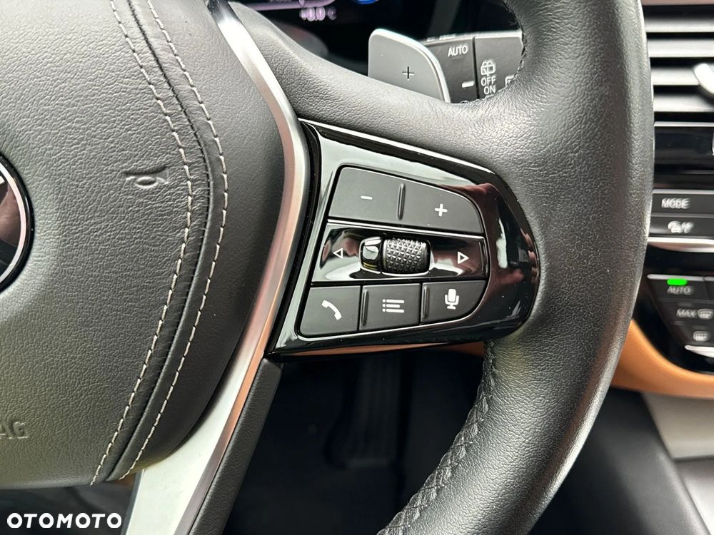BMW Seria 5 - 15