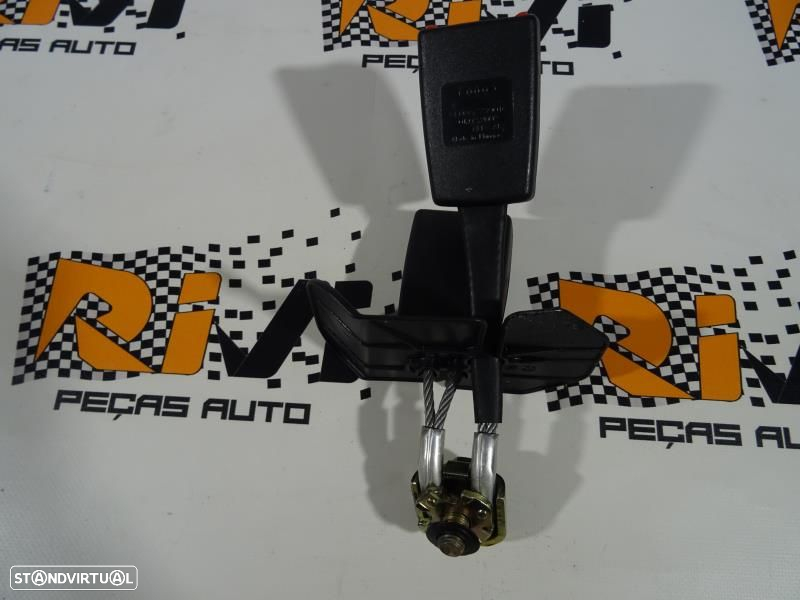 Encaixe De Cinto Traseiro Audi A4 (8E2, B6)  Pré Tensor De Trás Audi A - 2