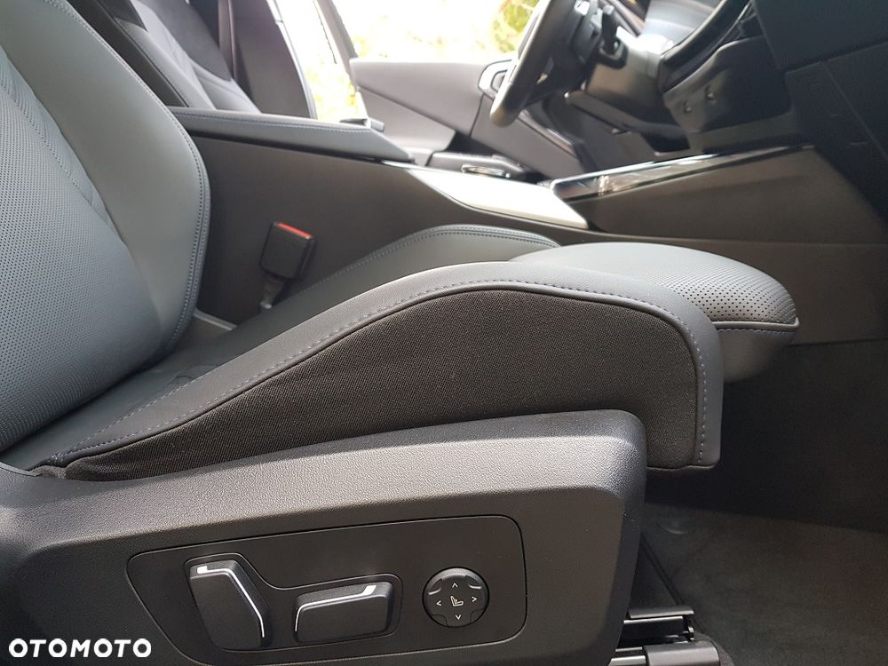 BMW X3 xDrive20d mHEV - 23