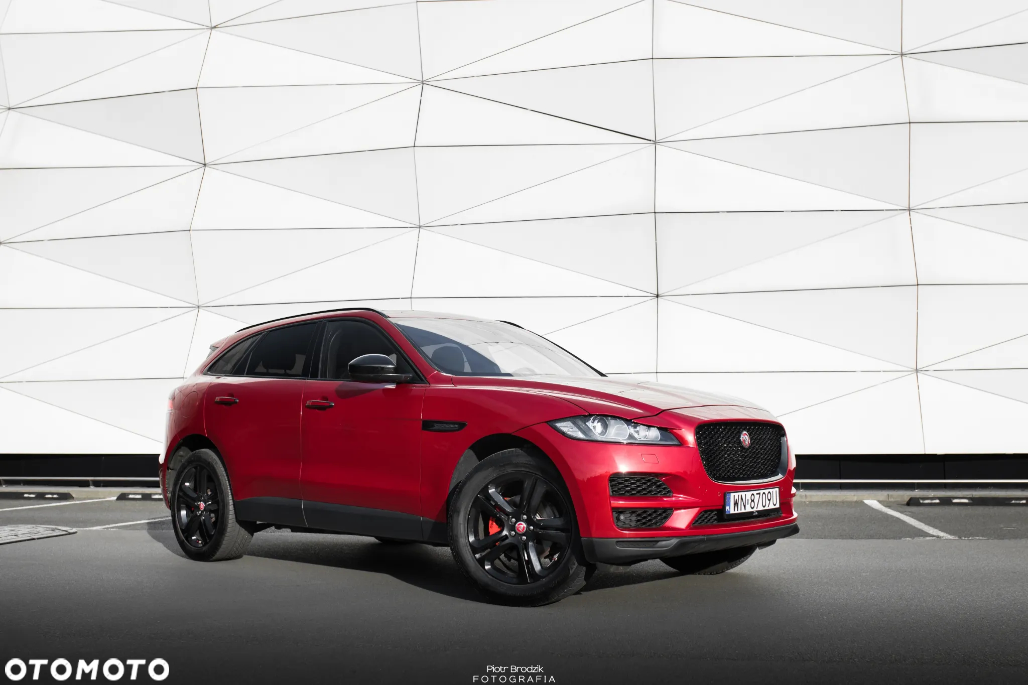Jaguar F-Pace 25t AWD Prestige - 2