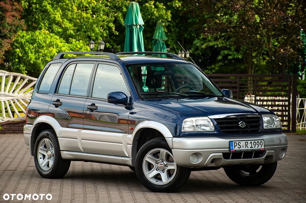 Suzuki Grand Vitara 2.0 Comfort - 29
