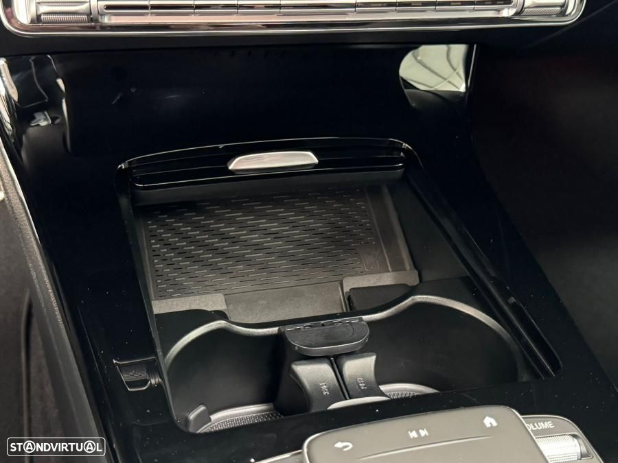 Mercedes-Benz A 250 e AMG Line - 45