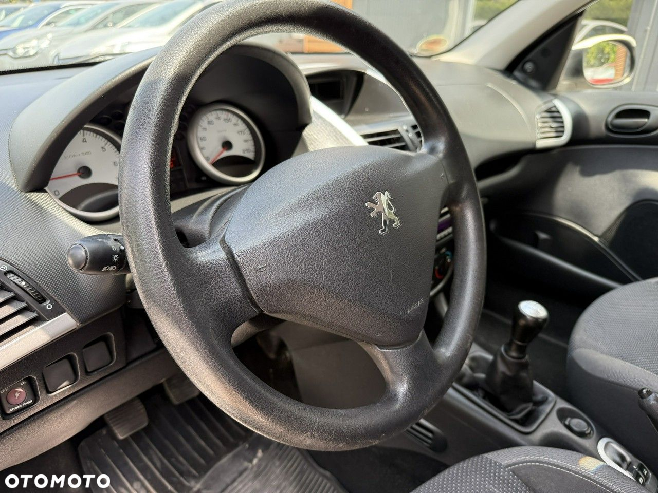 Peugeot 206 plus - 15
