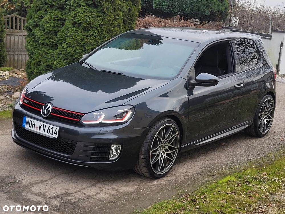 Volkswagen Golf 2.0 GTI - 3
