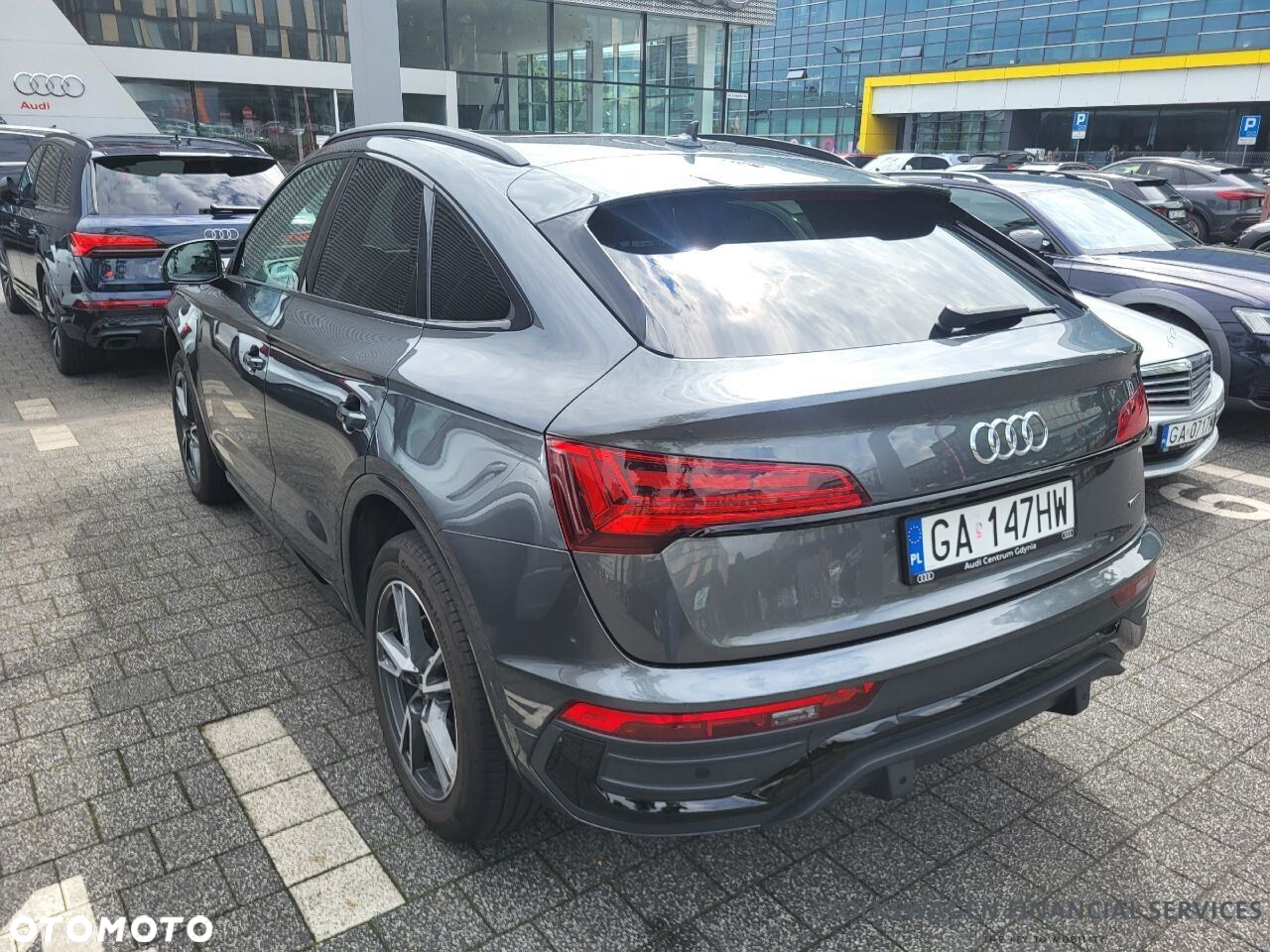 Audi Q5 Sportback - 4