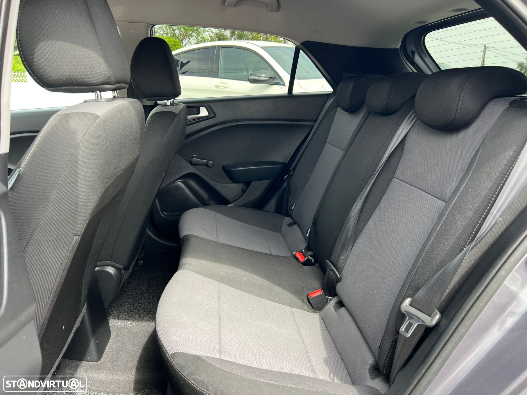 Hyundai i20 1.2 Blue Access+Bluetooth - 6