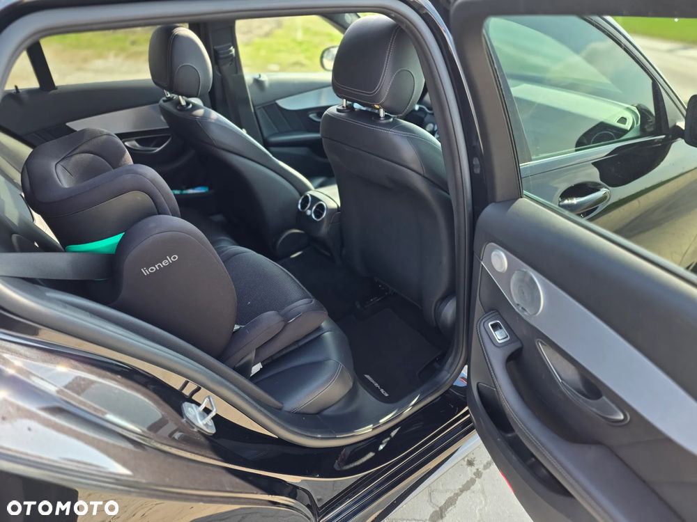 Mercedes-Benz Klasa C 300 d 9G-TRONIC - 24