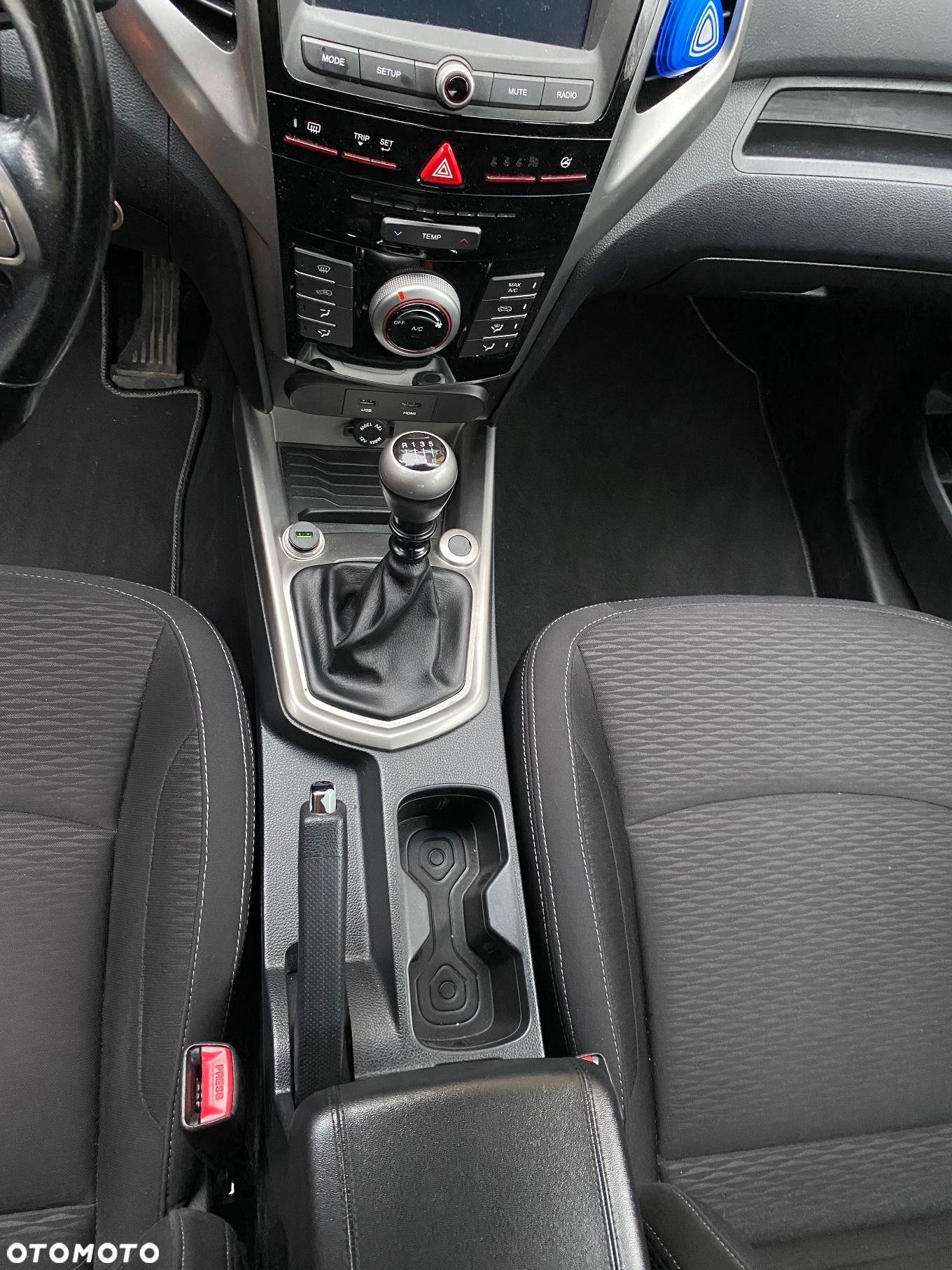 SsangYong/KGM Tivoli 1.6 D Quartz 4x4 - 11