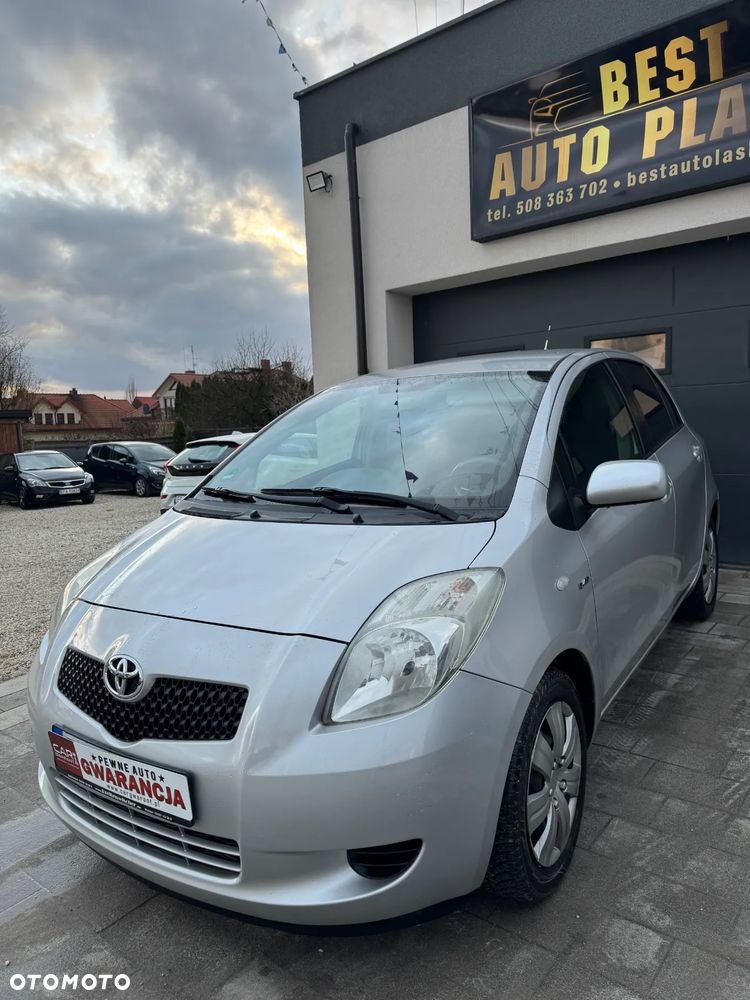 Toyota Yaris 1.4 D-4D Executive - 25