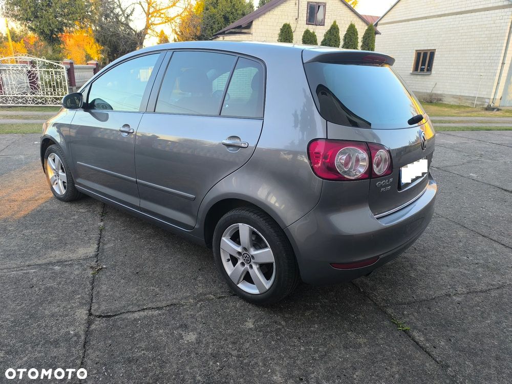 Volkswagen Golf Plus 1.6 TDI DPF Highline - 4