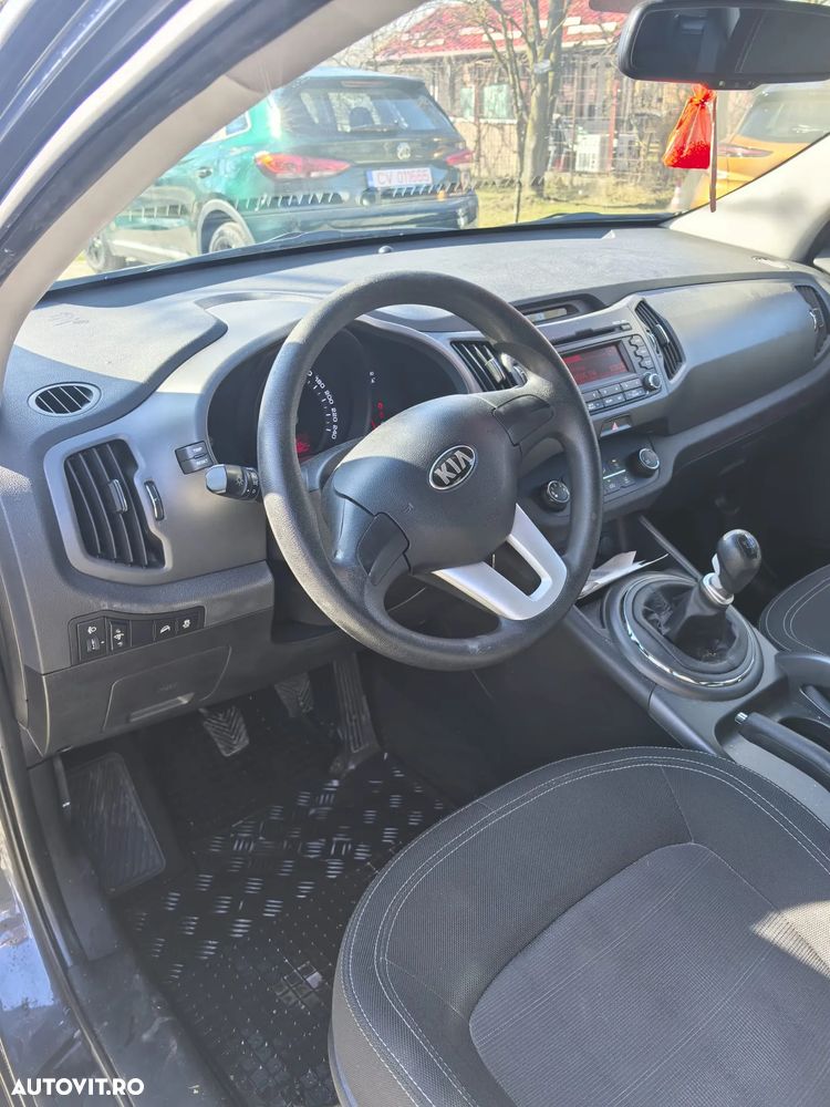 Kia Sportage 1.6 GSL MT 4x2 CLASSIC - 15