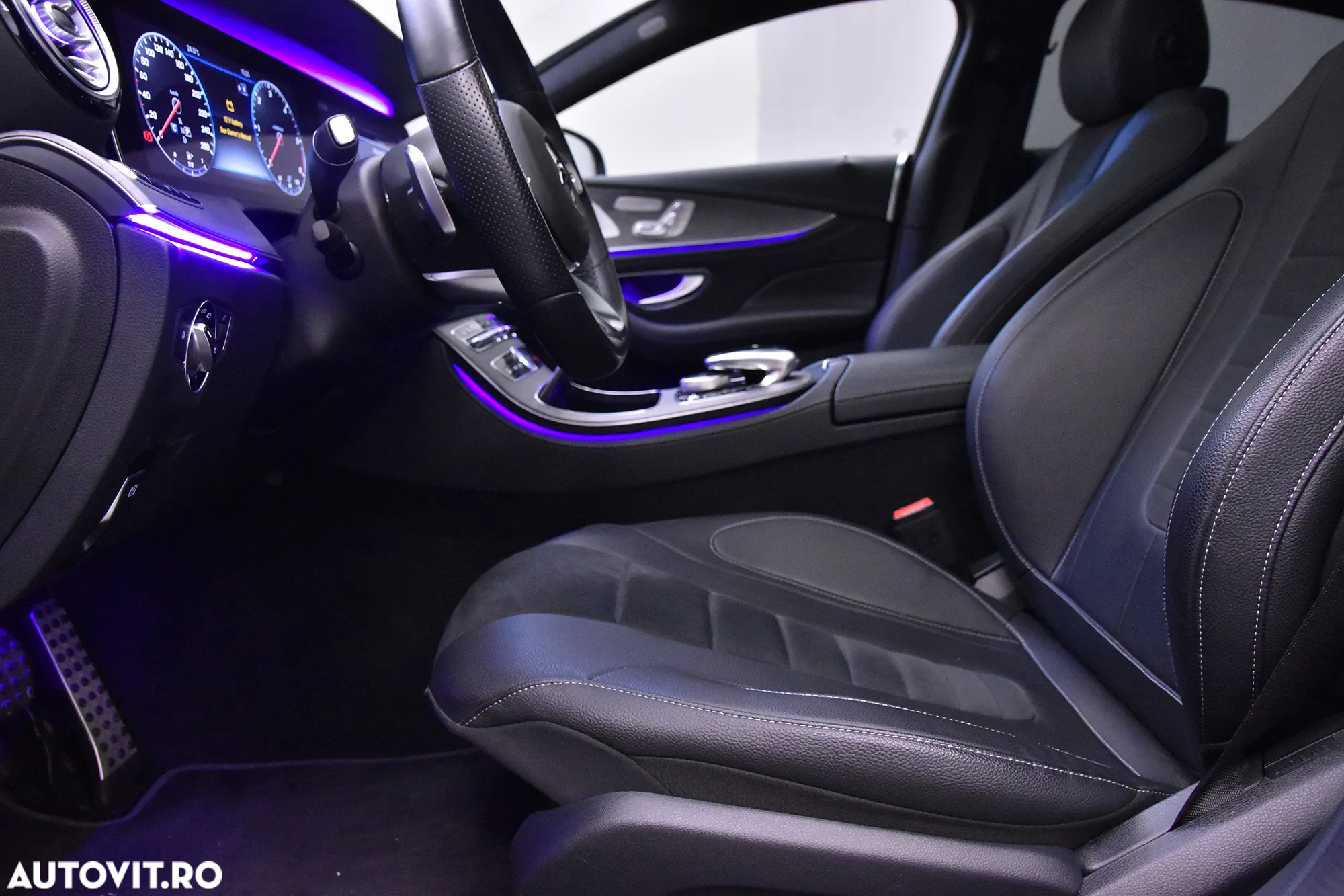 Mercedes-Benz CLS 220 d Aut - 25