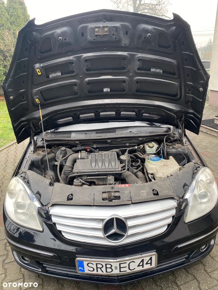 Mercedes-Benz Klasa B 200 CDI Autotronic - 22