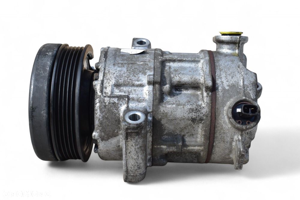 Sprężarka Klimatyzacji OPEL CORSA D E 1.0 1.2 1.4 55701200 - 8