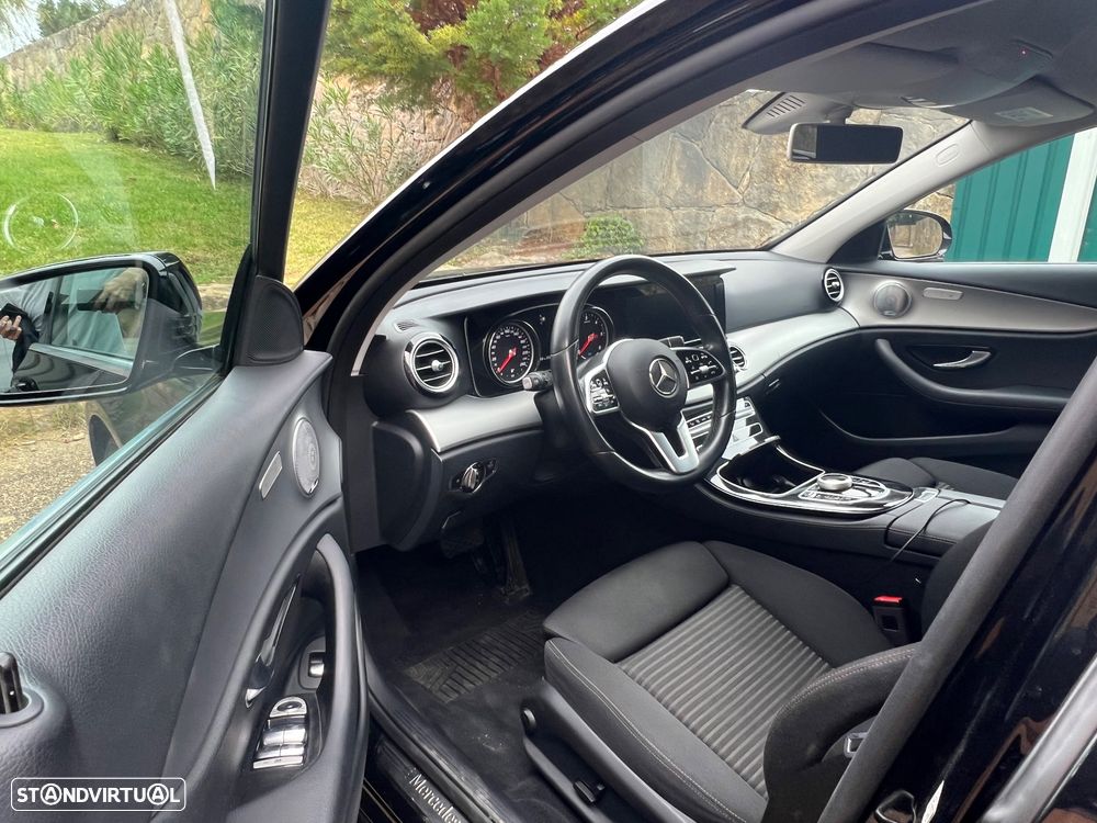 Mercedes-Benz E 300 - 6