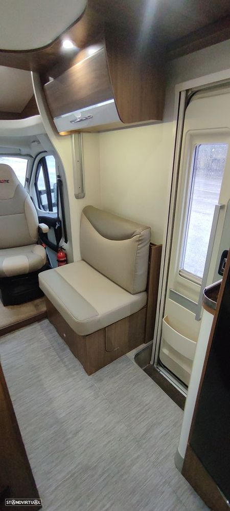 Pilote Essential P746 (Cama central - GPL) - 9