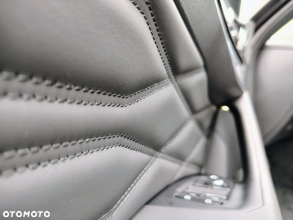 Volkswagen Touareg - 30