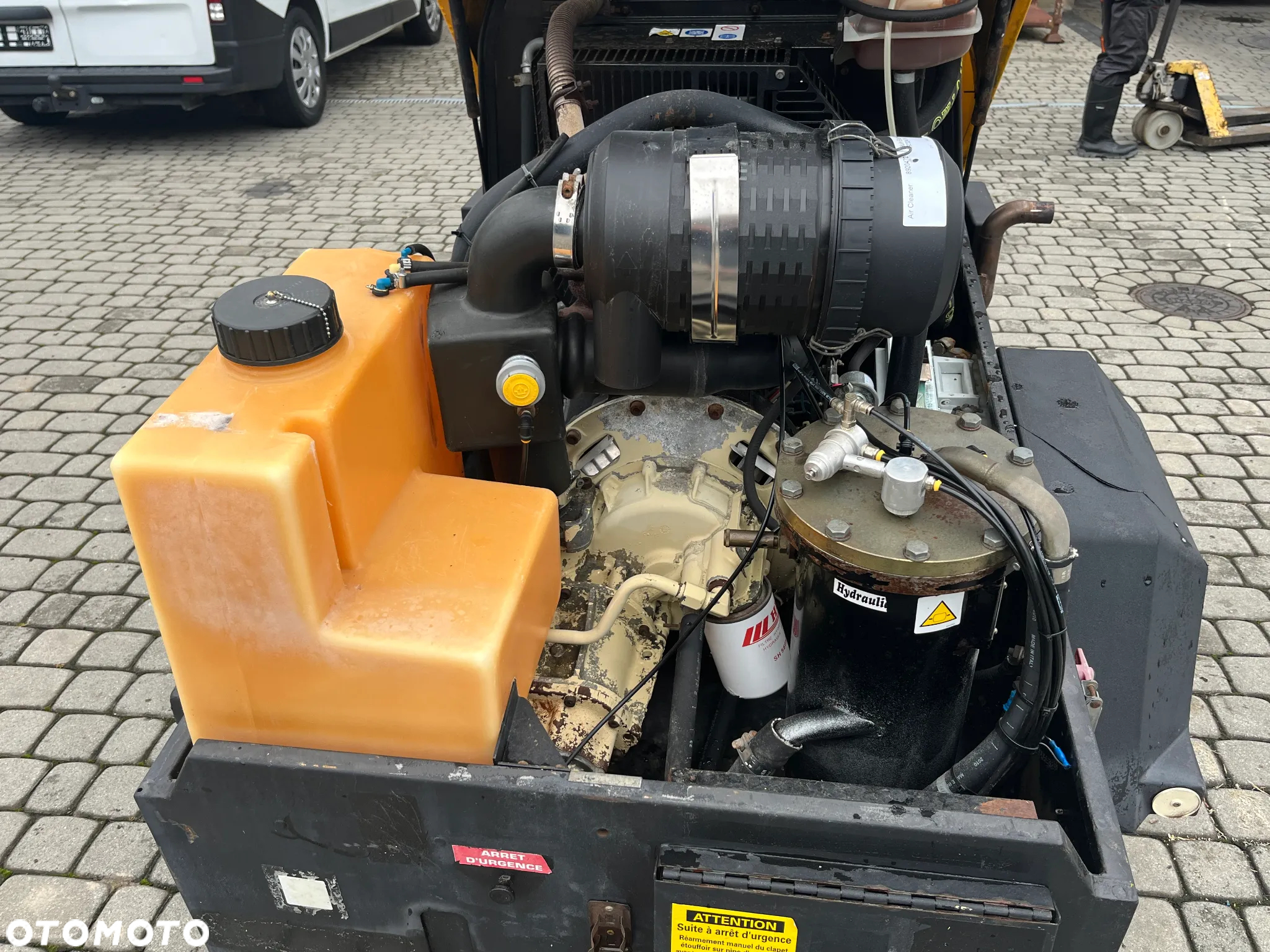 kompresor sprężarka śrubowa DOOSAN R10745 14000netto - 12
