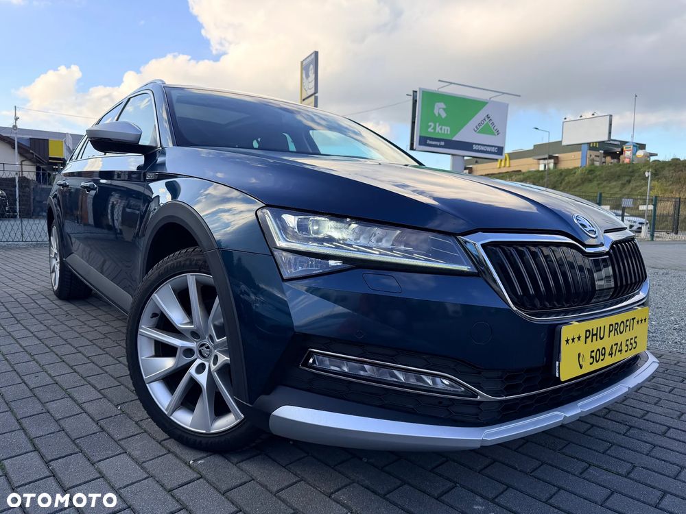 Skoda Superb 2.0 TDI SCR 4x4 Scout DSG - 4