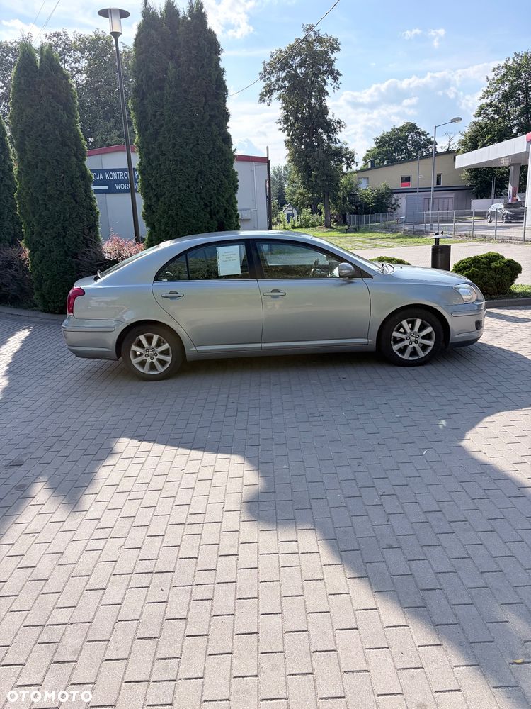 Toyota Avensis 2.0 D-4D Platinium - 4
