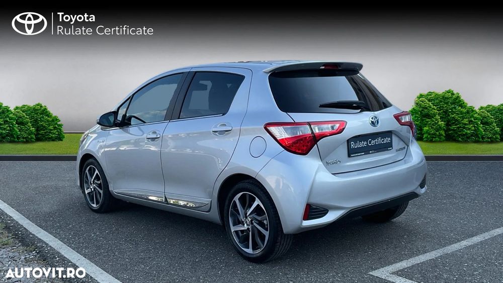 Toyota Yaris 1.5 VVT-i HSD Sol - 3
