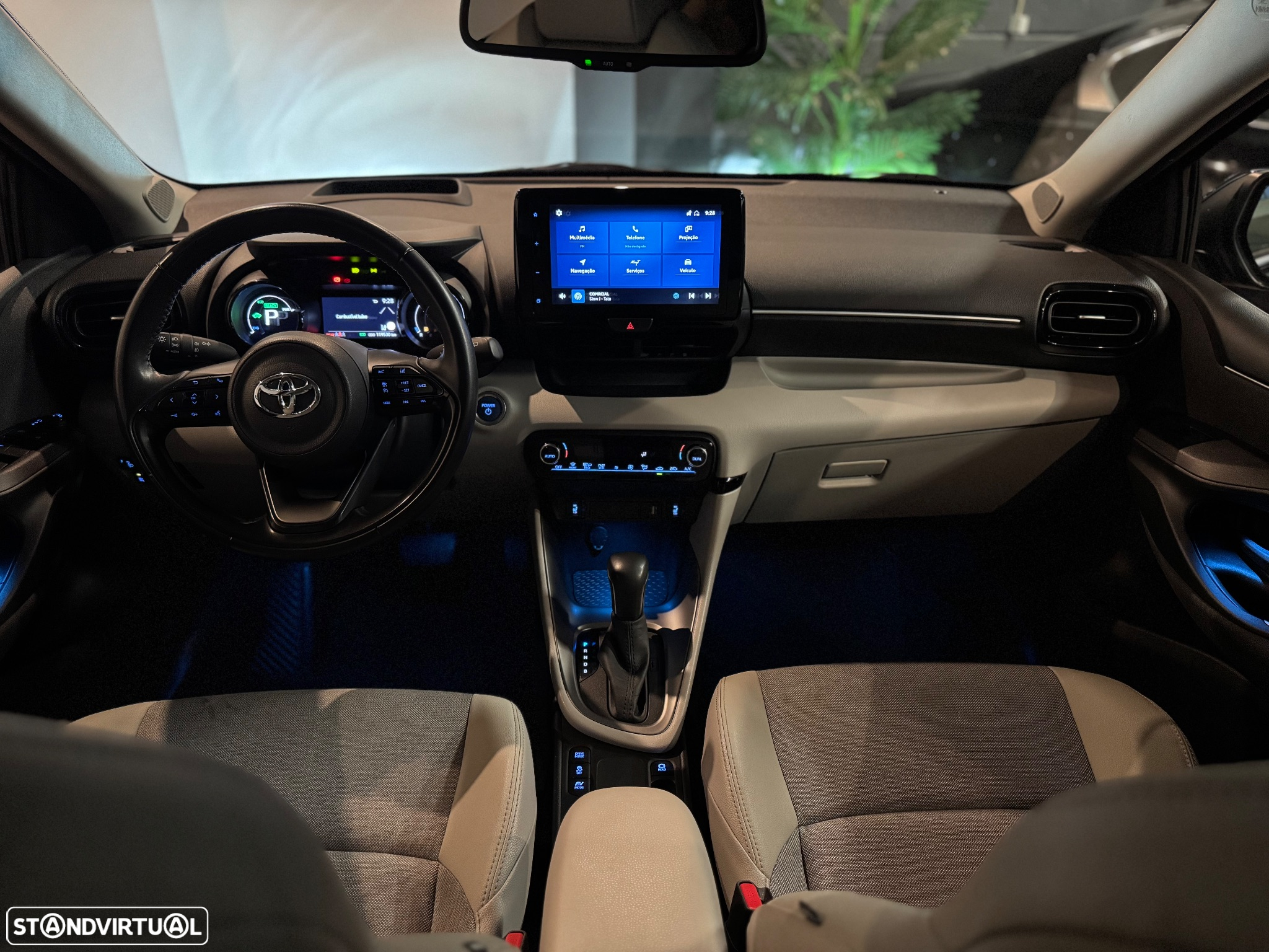 Toyota Yaris 1.5 HDF GR Sport - 32