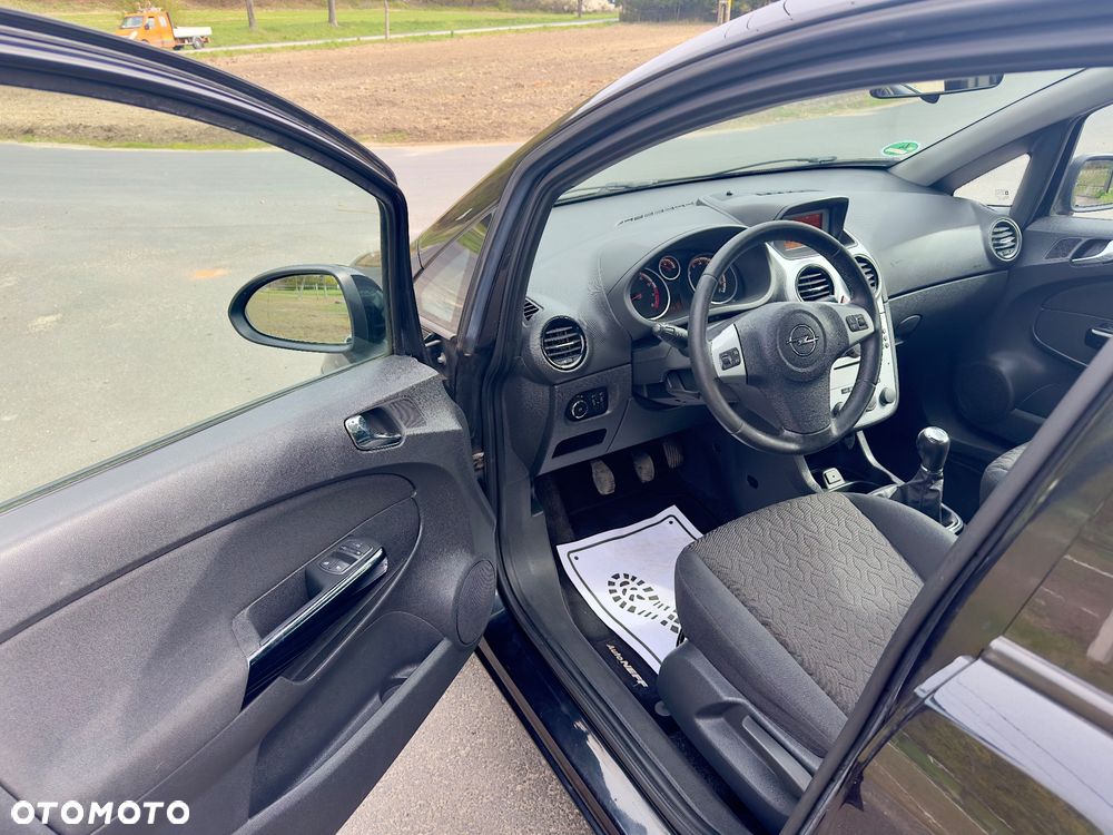 Opel Corsa 1.4 16V Active - 7