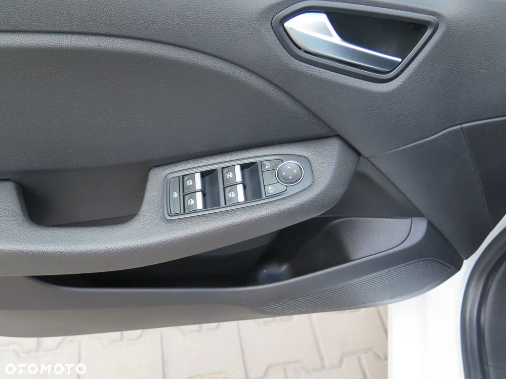 Renault Clio - 15