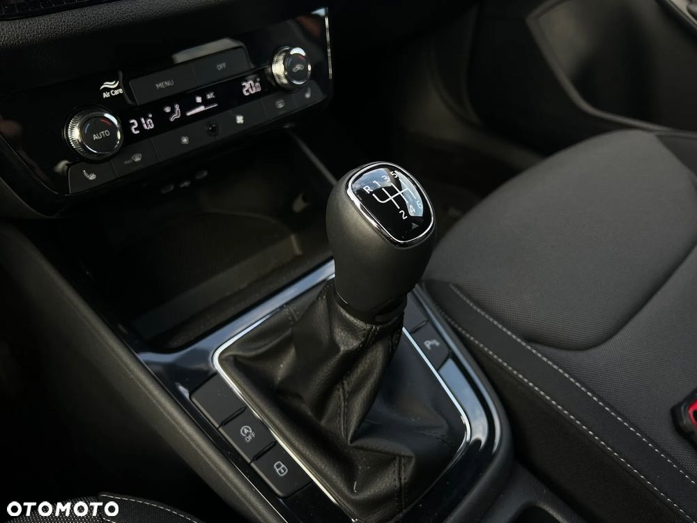 Skoda Fabia 1.0 TSI Selection - 12