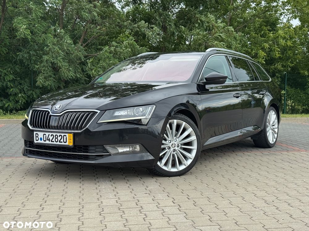 Skoda Superb 2.0 TDI DSG Premium Edition - 1