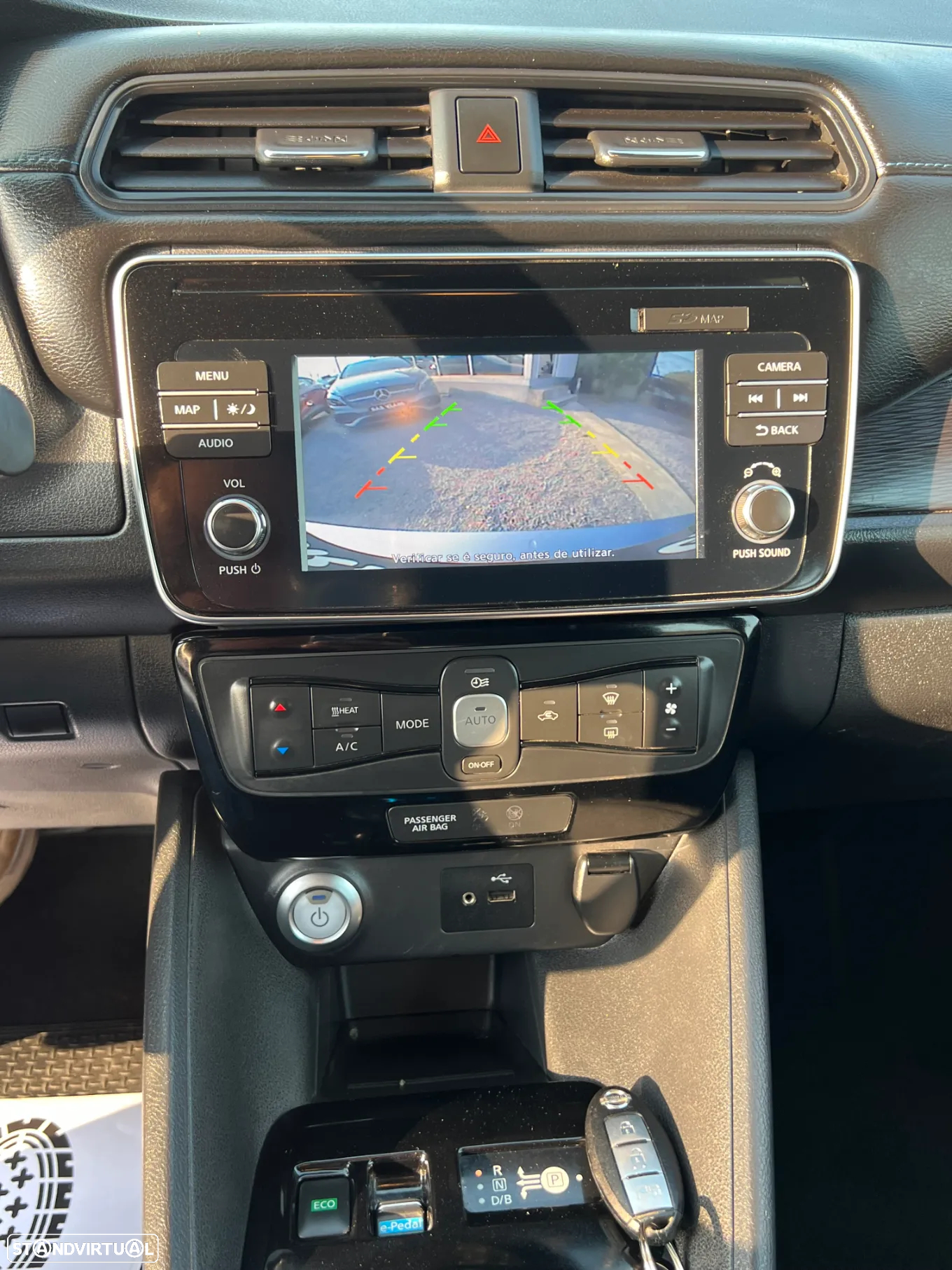Nissan Leaf N-Connecta - 20