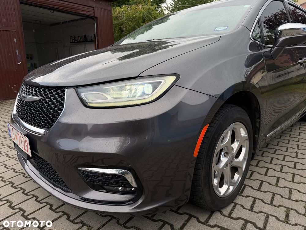 Chrysler Pacifica - 14