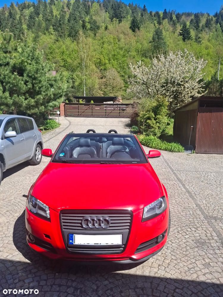 Audi A3 Cabrio 2.0 TDI DPF Attraction - 2